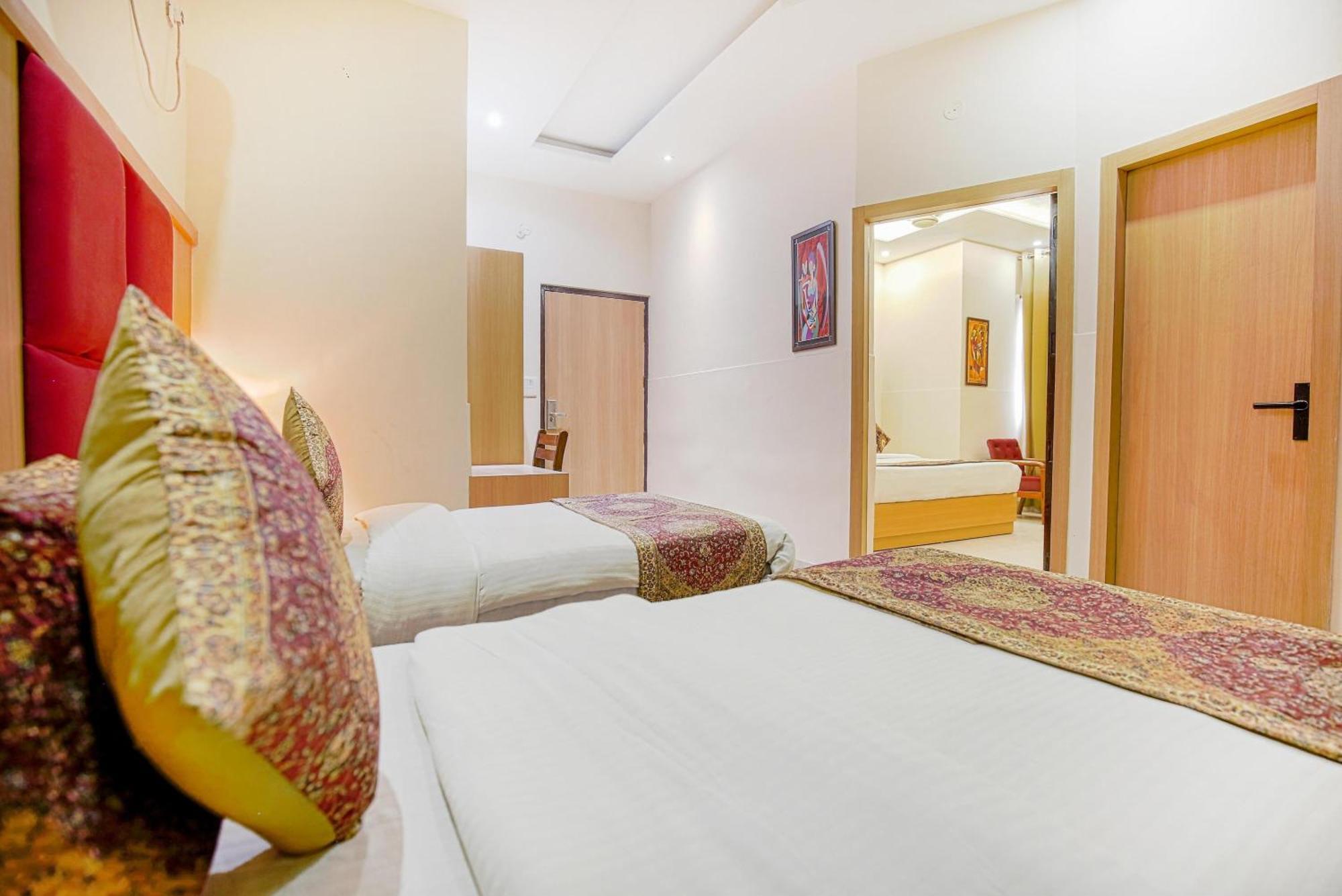 Hotel Ricky International Amritsar Exterior foto