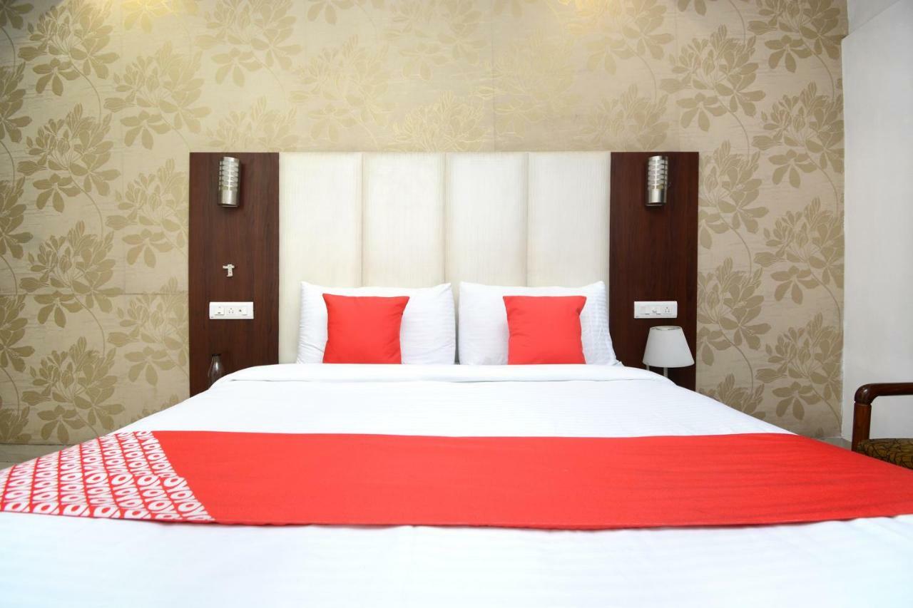 Hotel Ricky International Amritsar Exterior foto